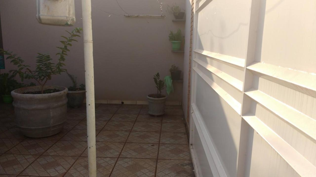 Hostel Casa 1 Araraquara Buitenkant foto